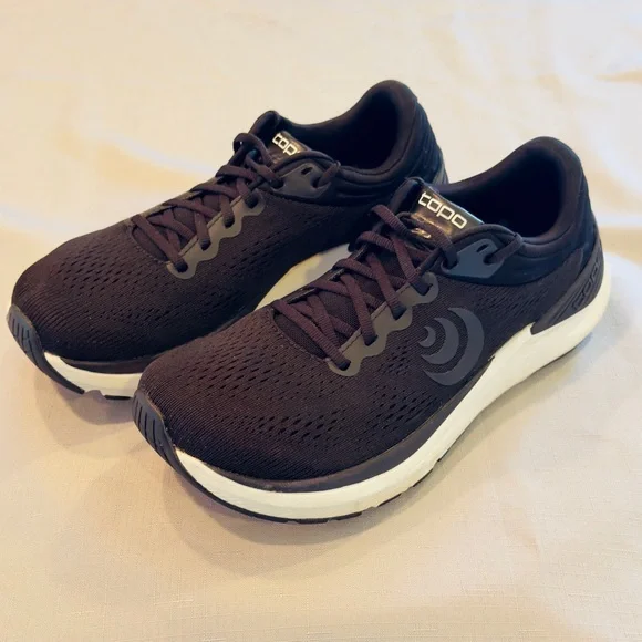 Topo Athletic Ultrafly 4 Road Running Shoe Black/White Women’s US 8.5 - Picture 3 of 14